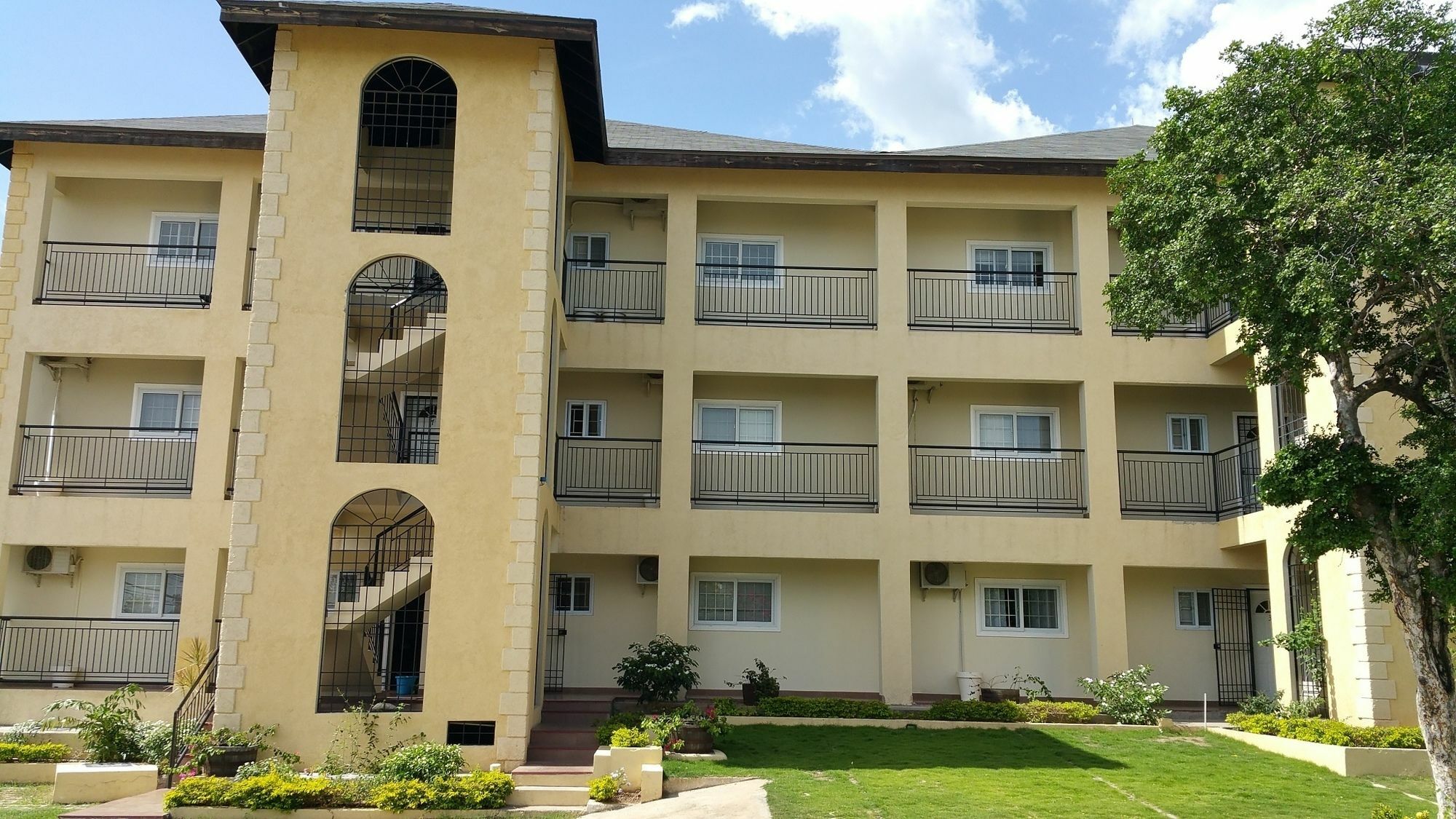 New Kingston Guest Apartments @ Donhead מראה חיצוני תמונה